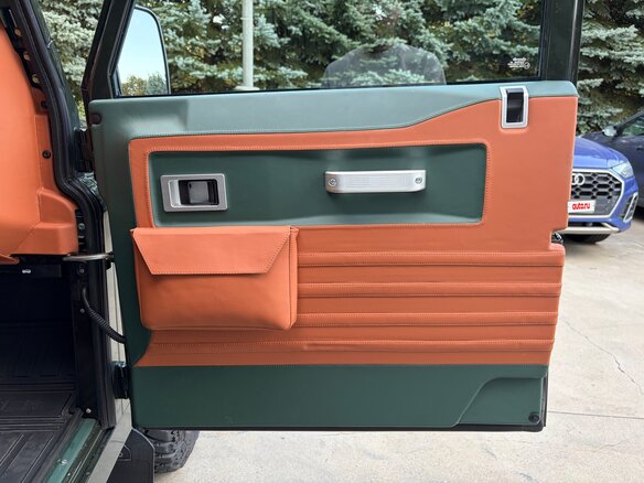 2013 Land Rover Defender 110 I Рестайлинг, зелёный, 7000000 рублей - вид 27