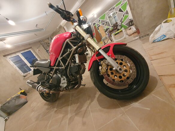 1999 Ducati Monster 900, красный, 430000 рублей - вид 1