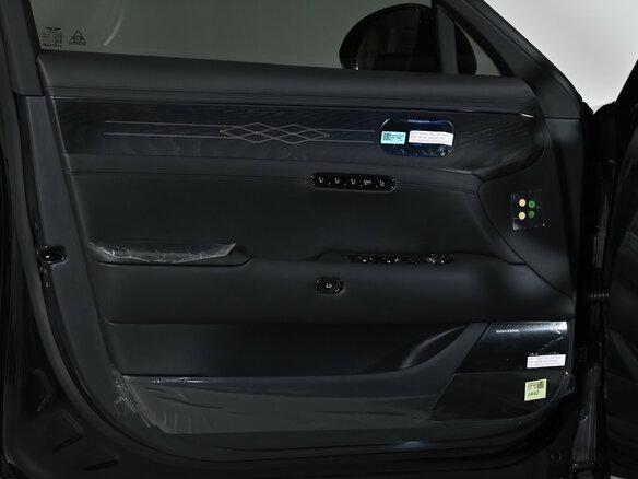 2026 Genesis G90 Limousine II, чёрный, 29950000 рублей - вид 6