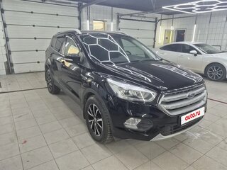 2017 Ford Kuga II Рестайлинг, чёрный, 1887000 рублей, вид 2