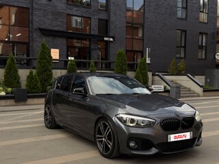 2019 BMW 1 серии 118i II (F20/F21) Рестайлинг 2, серый, 2075000 рублей, вид 2