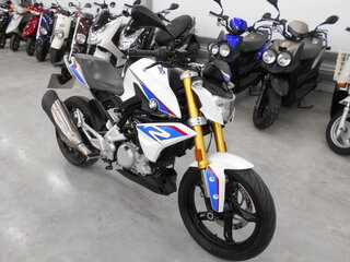 2017 BMW G 310 R, белый, 360000 рублей, вид 1