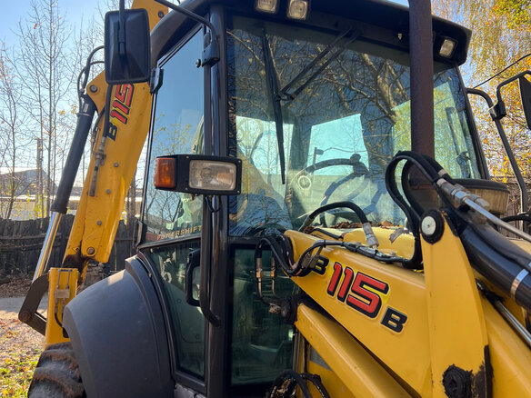 2022 New Holland B115B, жёлтый, 11000000 рублей - вид 5