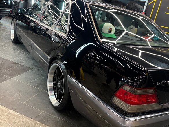 1998 Mercedes-Benz S-Класс 500 Long III (W140) Рестайлинг, чёрный, 1900000 рублей - вид 2