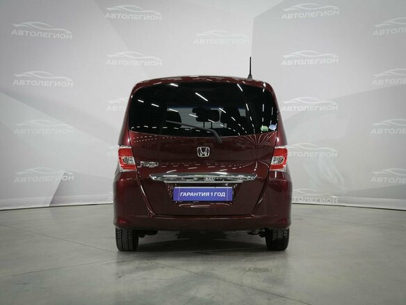 2014 Honda Freed I Рестайлинг 2, красный, 1140000 рублей - вид 5