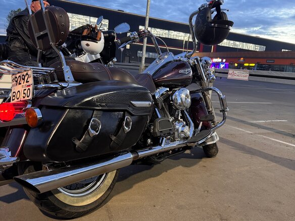 2006 Harley-Davidson Road King, красный, 600000 рублей - вид 5