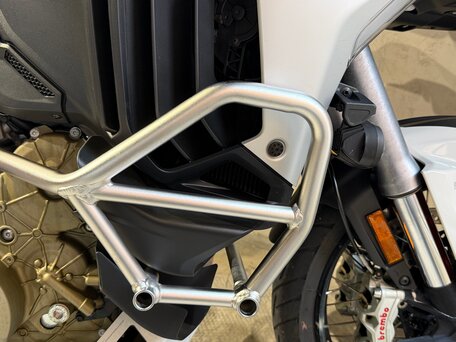 2022 Ducati Multistrada V4, белый, 1950000 рублей, вид 5