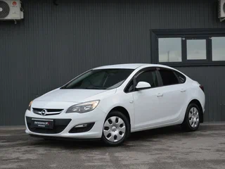 2012 Opel Astra J Рестайлинг, белый, 689999 рублей, вид 2