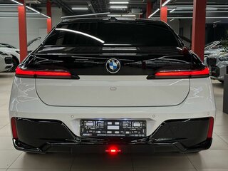 2023 BMW 7 серии 740d xDrive VII (G70), белый, 10290000 рублей, вид 4