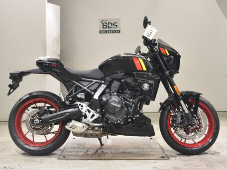 2026 Suzuki GSX-8TT, чёрный, 1050000 рублей, вид 2