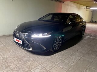 2021 Lexus ES 250 VII, чёрный, 4850000 рублей, вид 1