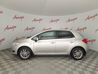 2009 Toyota Auris I, серебристый, 670000 рублей, вид 2