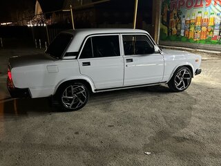 2007 Lada (ВАЗ) 2107, белый, 325000 рублей, вид 2