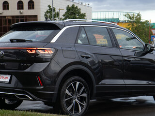 2025 Volkswagen T-Roc I (China Market) Рестайлинг, чёрный, 4295000 рублей, вид 5