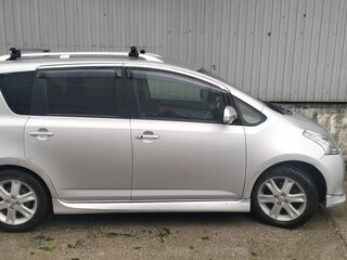 2005 Toyota Ractis I, серебристый, 600000 рублей, вид 3
