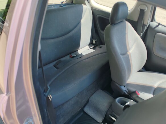 1999 Toyota Vitz I (P10), розовый, 299000 рублей - вид 8
