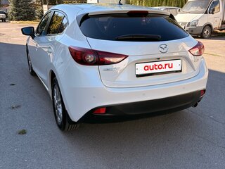 2016 Mazda 3 III (BM) Рестайлинг, белый, 1590000 рублей, вид 4