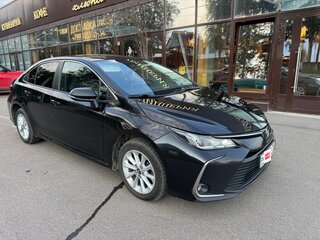 2021 Toyota Corolla XII (E210), чёрный, 1690000 рублей, вид 3