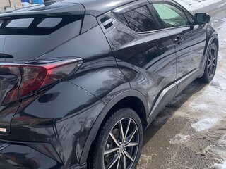 2017 Toyota C-HR I, чёрный, 1700000 рублей, вид 4
