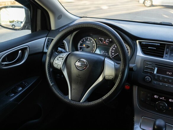 2015 Nissan Sentra VII (B17), чёрный - вид 26