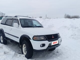 2000 Mitsubishi Montero Sport I, белый, 950000 рублей, вид 3