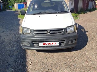 2001 Toyota Town Ace III, белый, 550000 рублей, вид 1