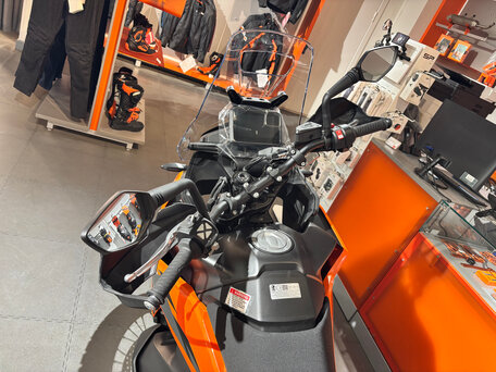 2026 KTM 790 Adventure, чёрный, 1450000 рублей, вид 4