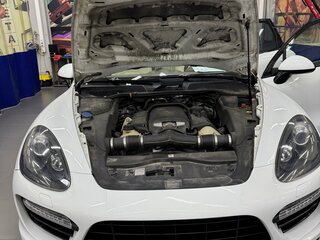 2013 Porsche Cayenne GTS II (958), белый, 2250000 рублей, вид 2