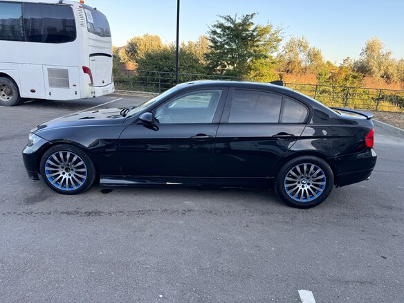 2008 BMW 3 серии 320i V (E90/E91/E92/E93), чёрный, 380000 рублей - вид 3