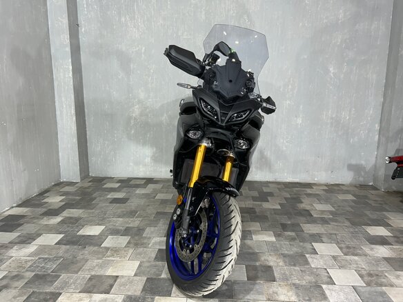 2021 Yamaha MT-09 Tracer (FJ-09), серый, 1219000 рублей - вид 9