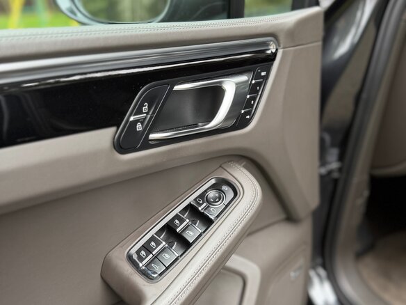 2021 Porsche Macan S I Рестайлинг, серый, 7200000 рублей - вид 23