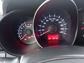 2015 Kia Rio 6-speed III, чёрный, 830000 рублей, вид 5