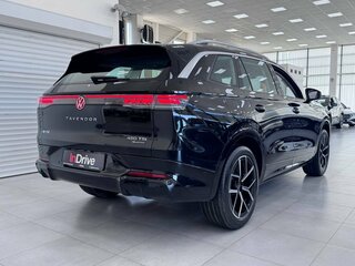 2026 Volkswagen Tavendor I Рестайлинг, чёрный, 5999000 рублей, вид 4