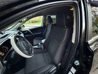2017 Toyota RAV4 IV (XA40) Рестайлинг, чёрный, 3350000 рублей, вид 5