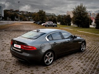 2016 Jaguar XE EcoBoost I, серый, 1399000 рублей, вид 3