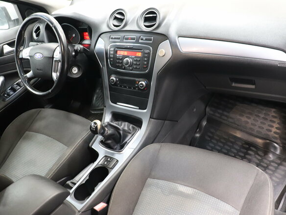 2011 Ford Mondeo IV Рестайлинг, серебристый, 623000 рублей - вид 5