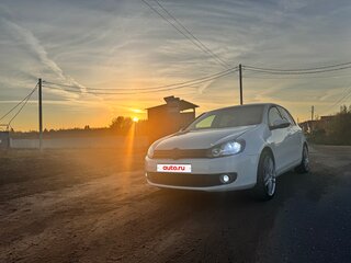 2012 Volkswagen Golf VI, белый, 700000 рублей, вид 1