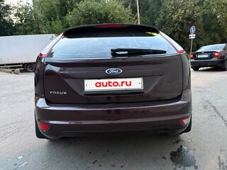 2010 Ford Focus II Рестайлинг, фиолетовый, 730000 рублей, вид 4