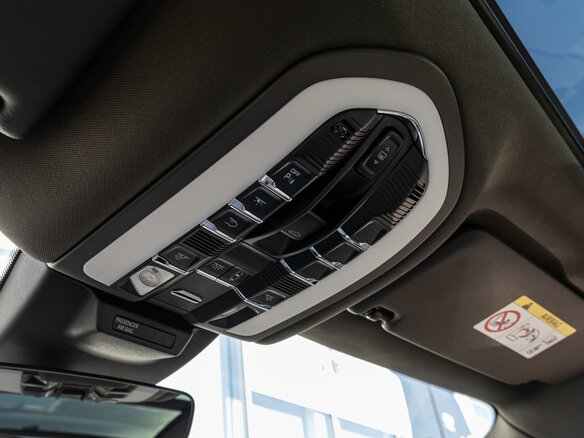 2019 Porsche Macan I Рестайлинг, чёрный, 5550000 рублей - вид 28