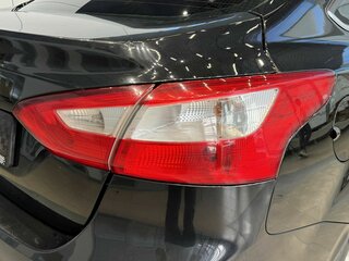 2013 Ford Focus III, чёрный, 899000 рублей, вид 4