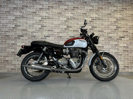 2020 Triumph Bonneville T120, белый, 976000 рублей, вид 1