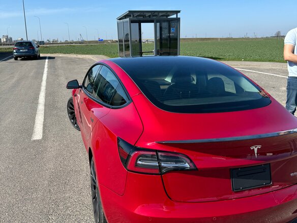 2021 Tesla Model 3 Performance I, красный, 2500000 рублей - вид 10