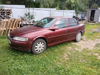 2001 Opel Vectra B Рестайлинг, красный, 230000 рублей, вид 4