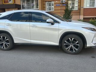 2021 Lexus RX 300 IV Рестайлинг, белый, 6000000 рублей, вид 4