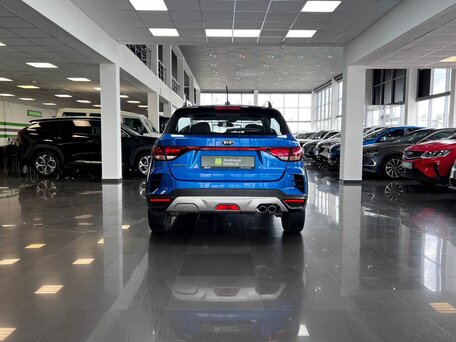2020 Kia Rio X IV Рестайлинг, синий, 1575000 рублей, вид 4