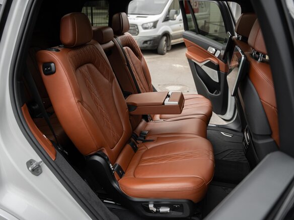 2019 BMW X7 M50d I (G07), белый - вид 26