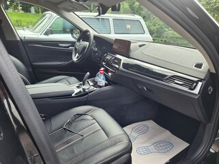 2019 BMW 5 серии 523i VII (G30/G31/G38), чёрный, 2490000 рублей, вид 4