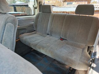1999 Toyota Regius I, белый, 900000 рублей, вид 5