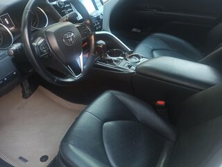2018 Toyota Camry VIII (XV70), белый, 2950000 рублей, вид 5