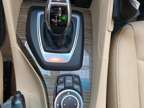 2011 BMW X1 20i I (E84), коричневый, 1850000 рублей - вид 7